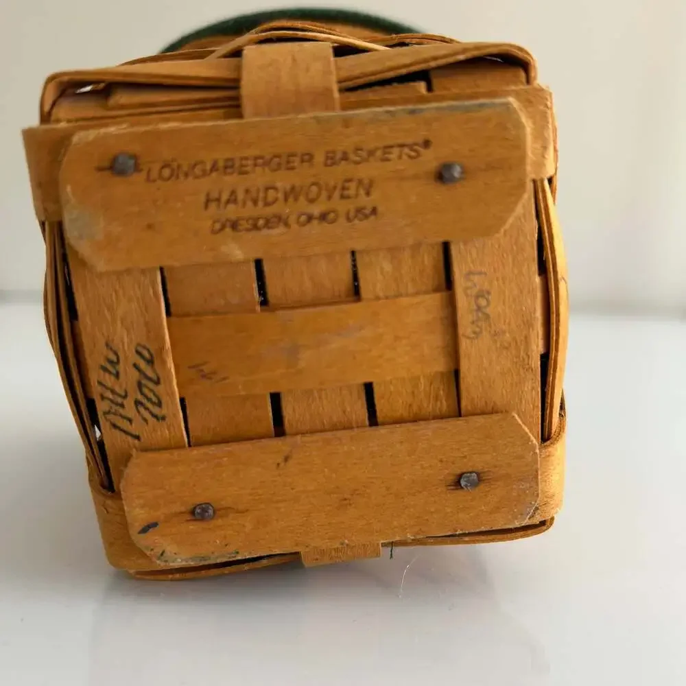 Longaberger 2020 Handwoven Little Basket: Green Fabric Liner & Plastic Protector